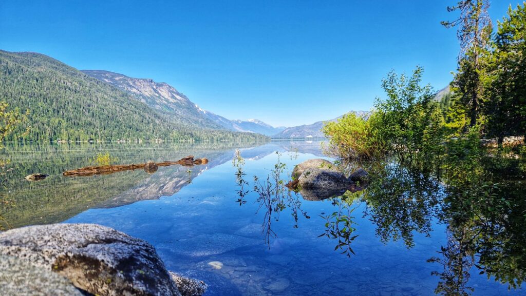 Friends of Lake Wenatchee Y Camp - Lake